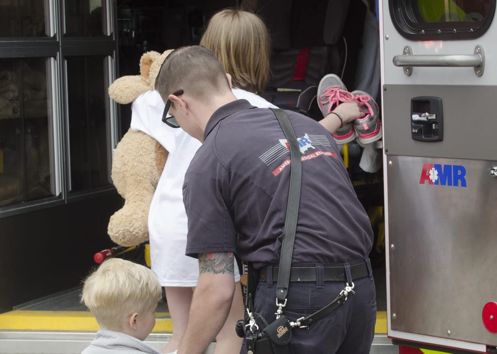 Police, DEA investigate toxic ‘drug lab’ on Lake Avenue, 3 children removed from apartment