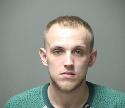 Man wanted on 2 warrants arrested while at hospital visiting a friend