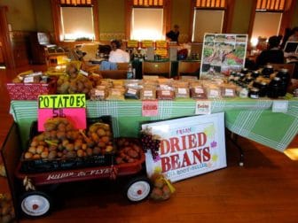farmers market