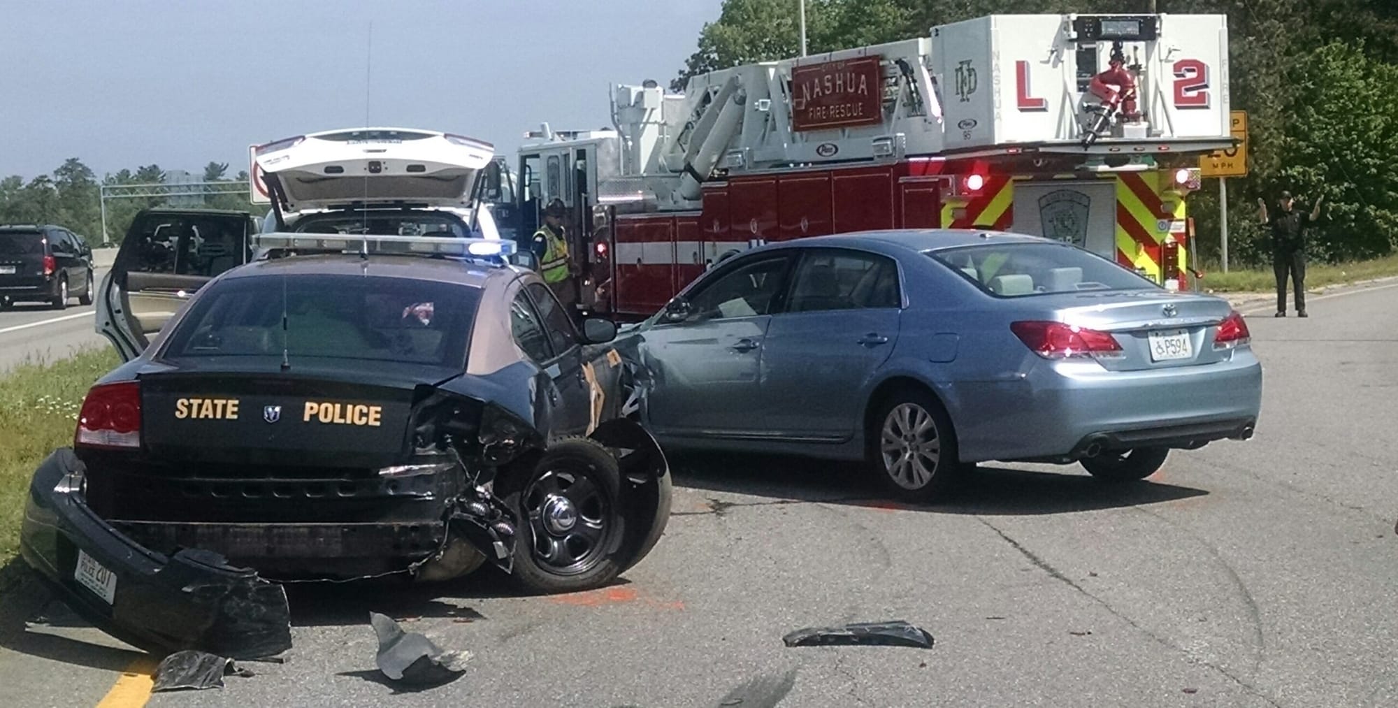 Driver slams car into State Police cruiser on highway