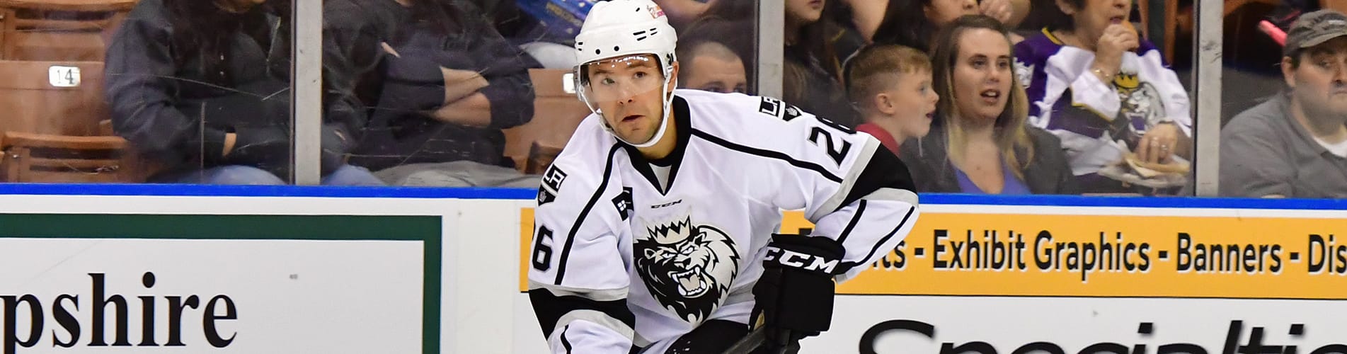 Monarchs leave town with win over Stingrays
