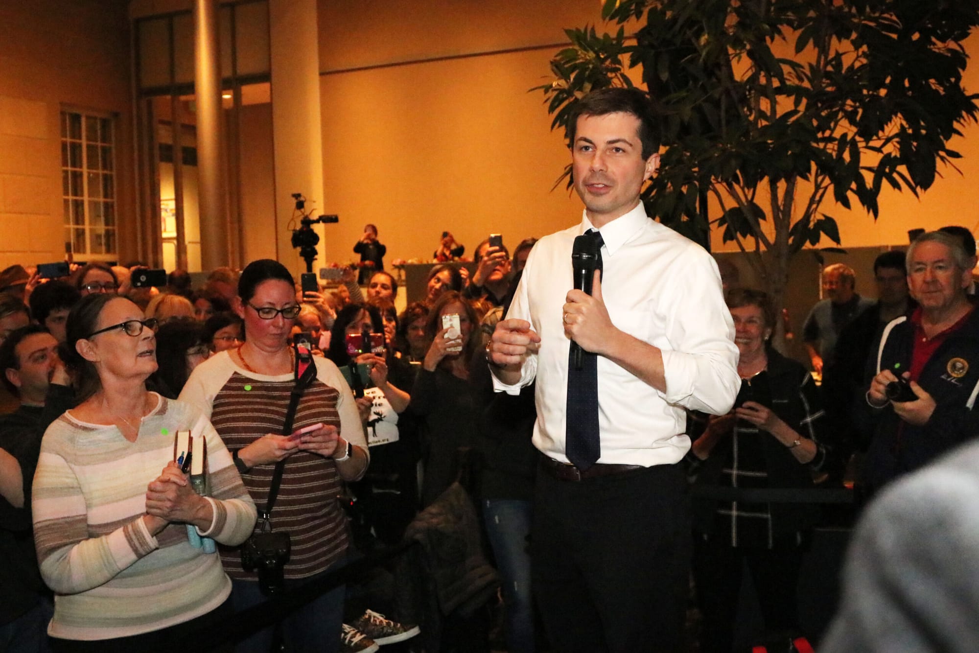Elevate your political soirée at the Currier Museum with ‘Candidates and Culture’ program