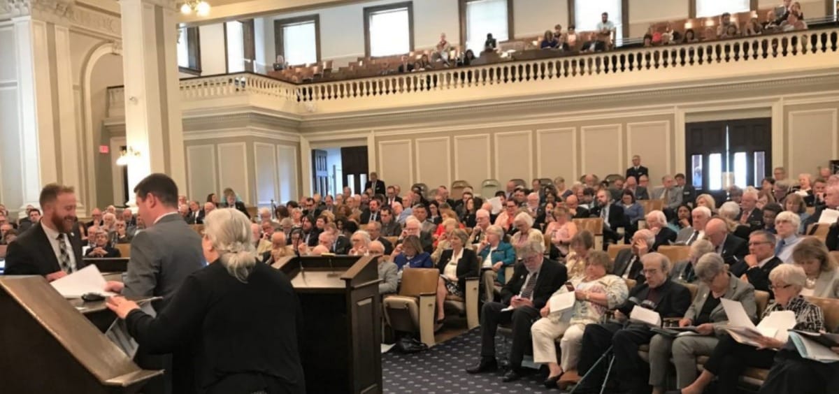 House backs minimum wage hike, mental health parity, job training, fertility care