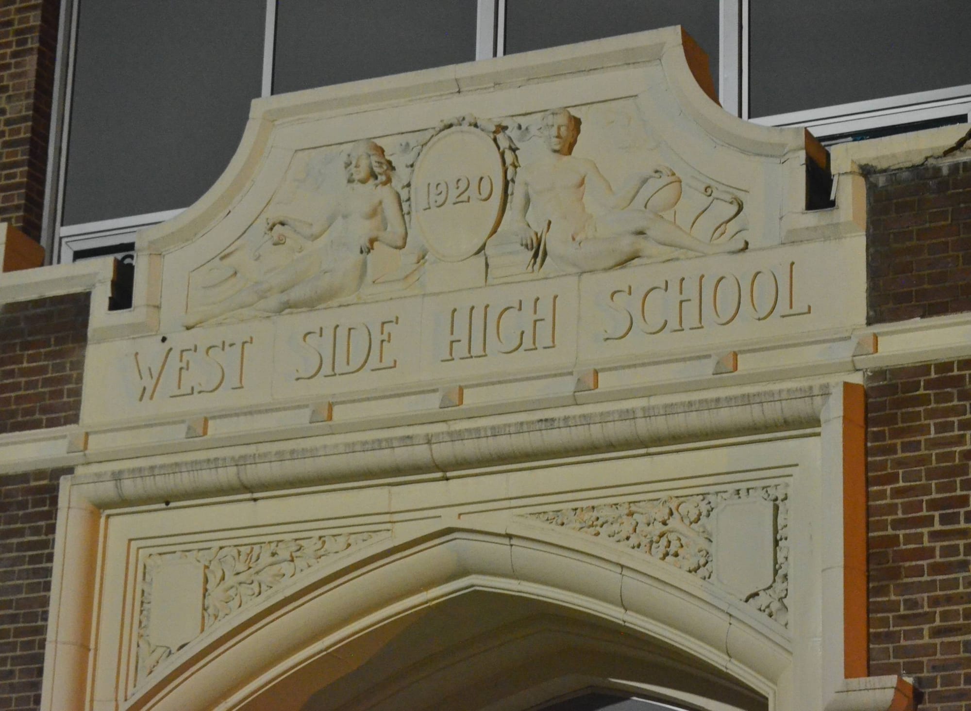 First marking period honor-roll students announced for West High School