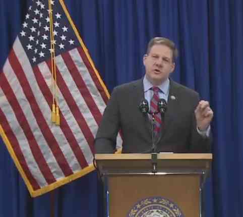Teachers union, parents call for teacher inoculations to happen sooner, Governor says it’s unnecessary