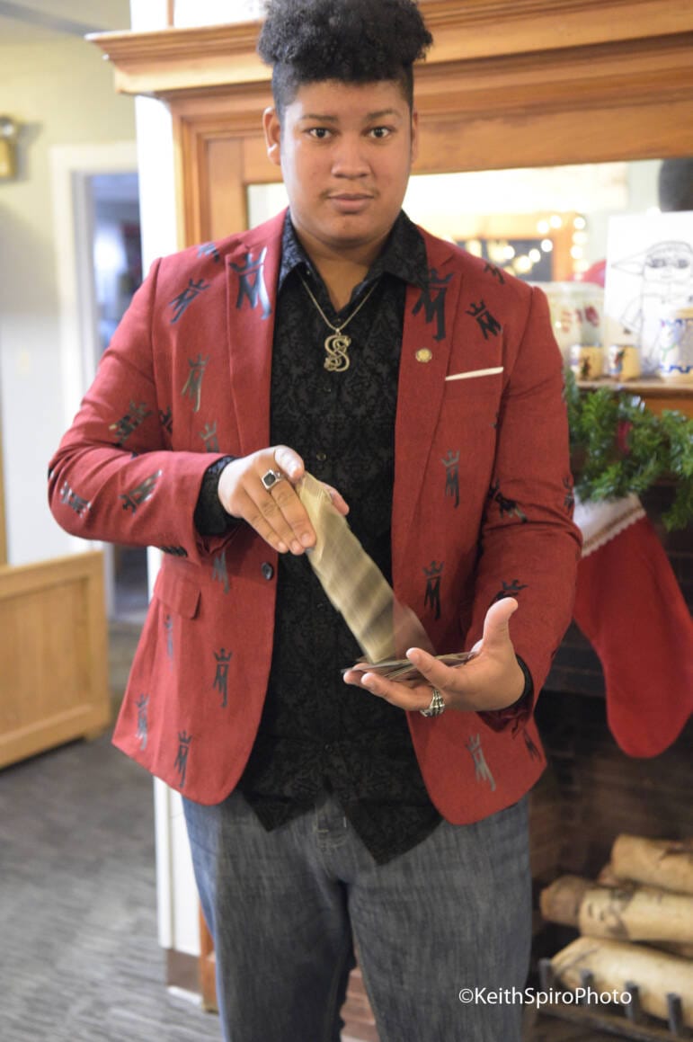 photo by Keith Spiro of Magicman performing card trick
