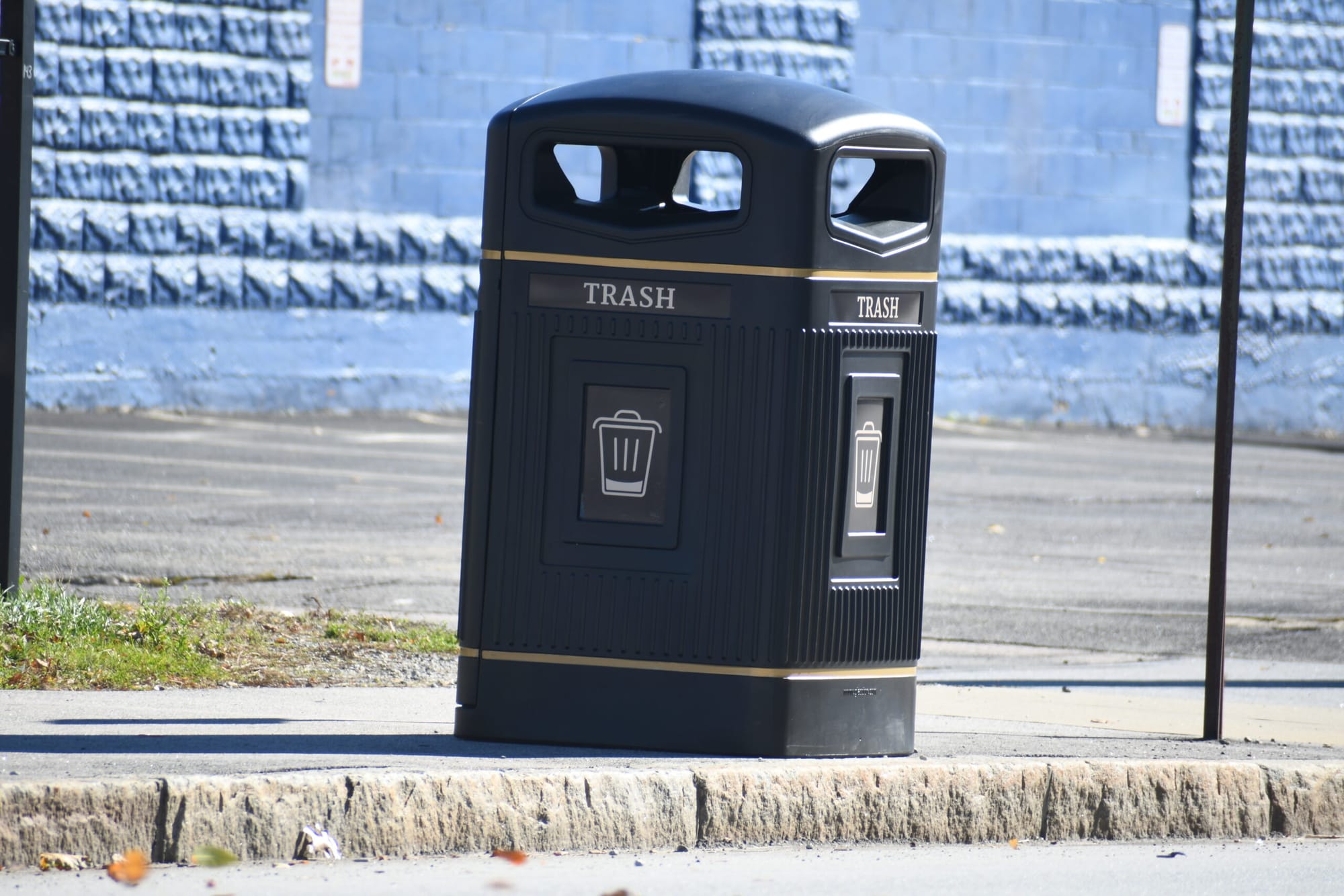 New cost-saving trash cans placed downtown