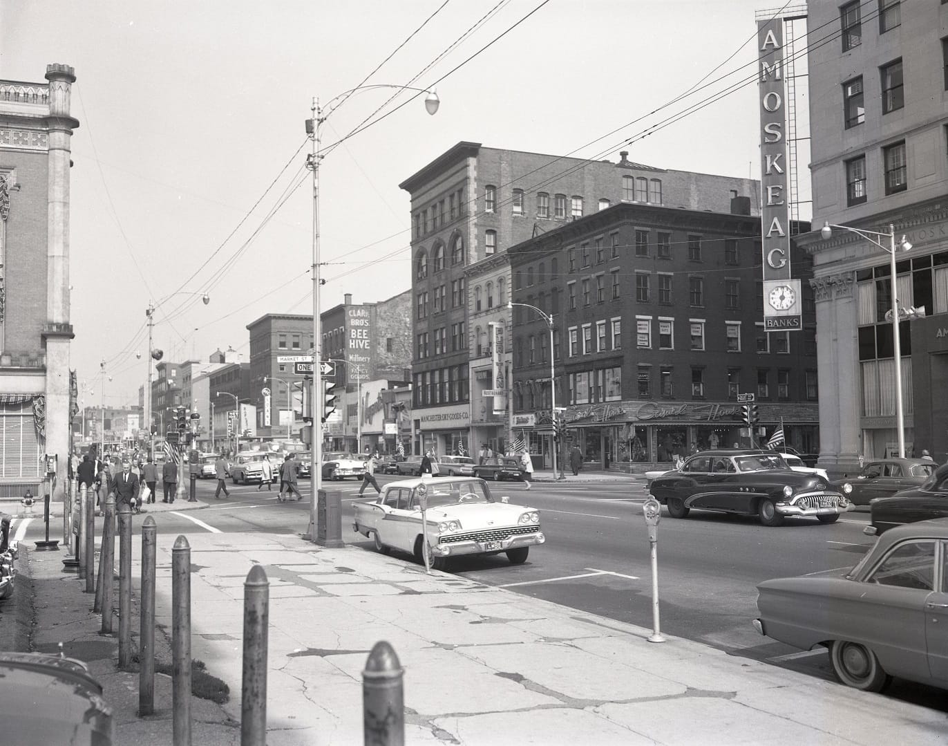 New exhibit on the photography of Frank Kelly opens at Millyard Museum
