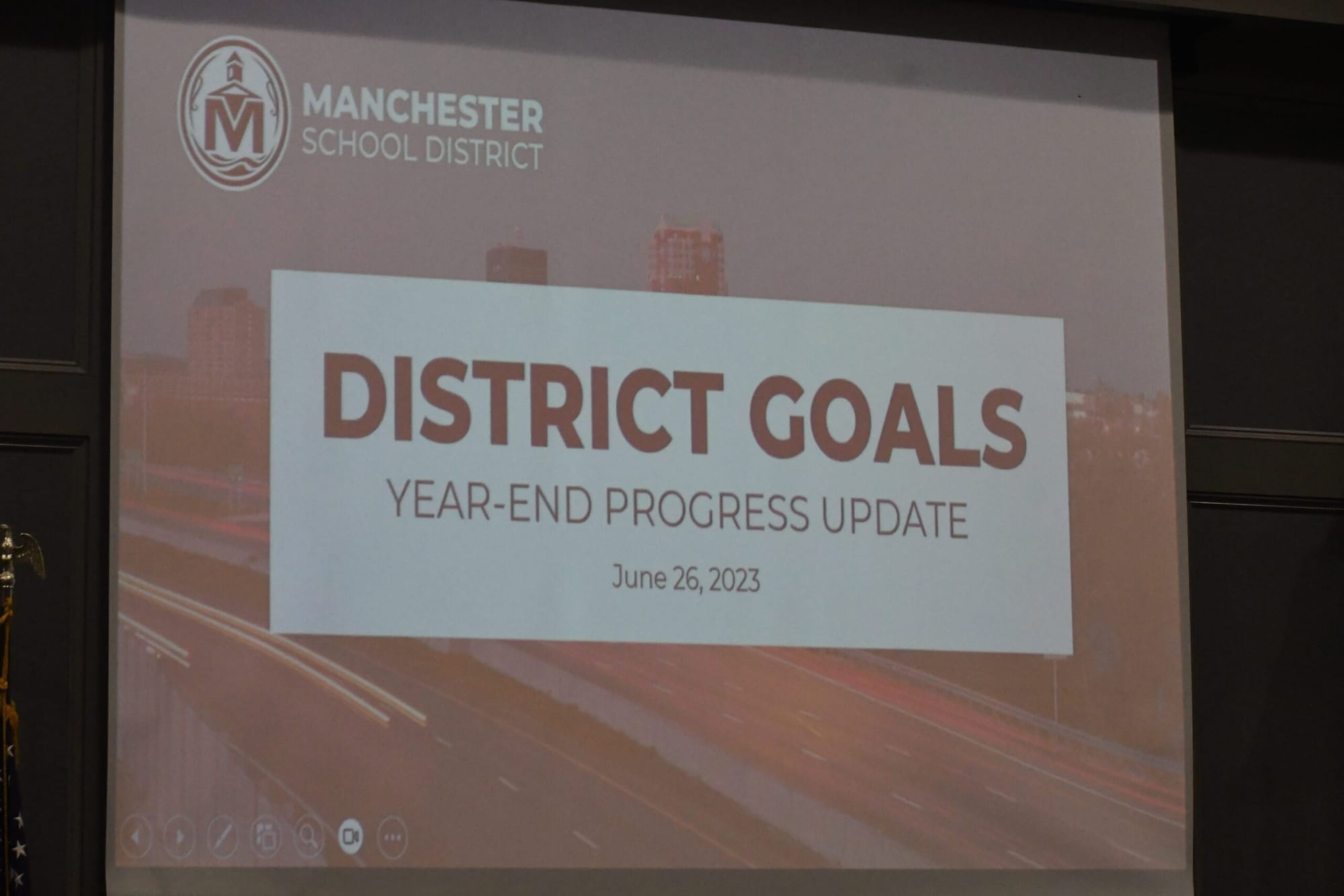 School district leaders applauded for progress toward goals
