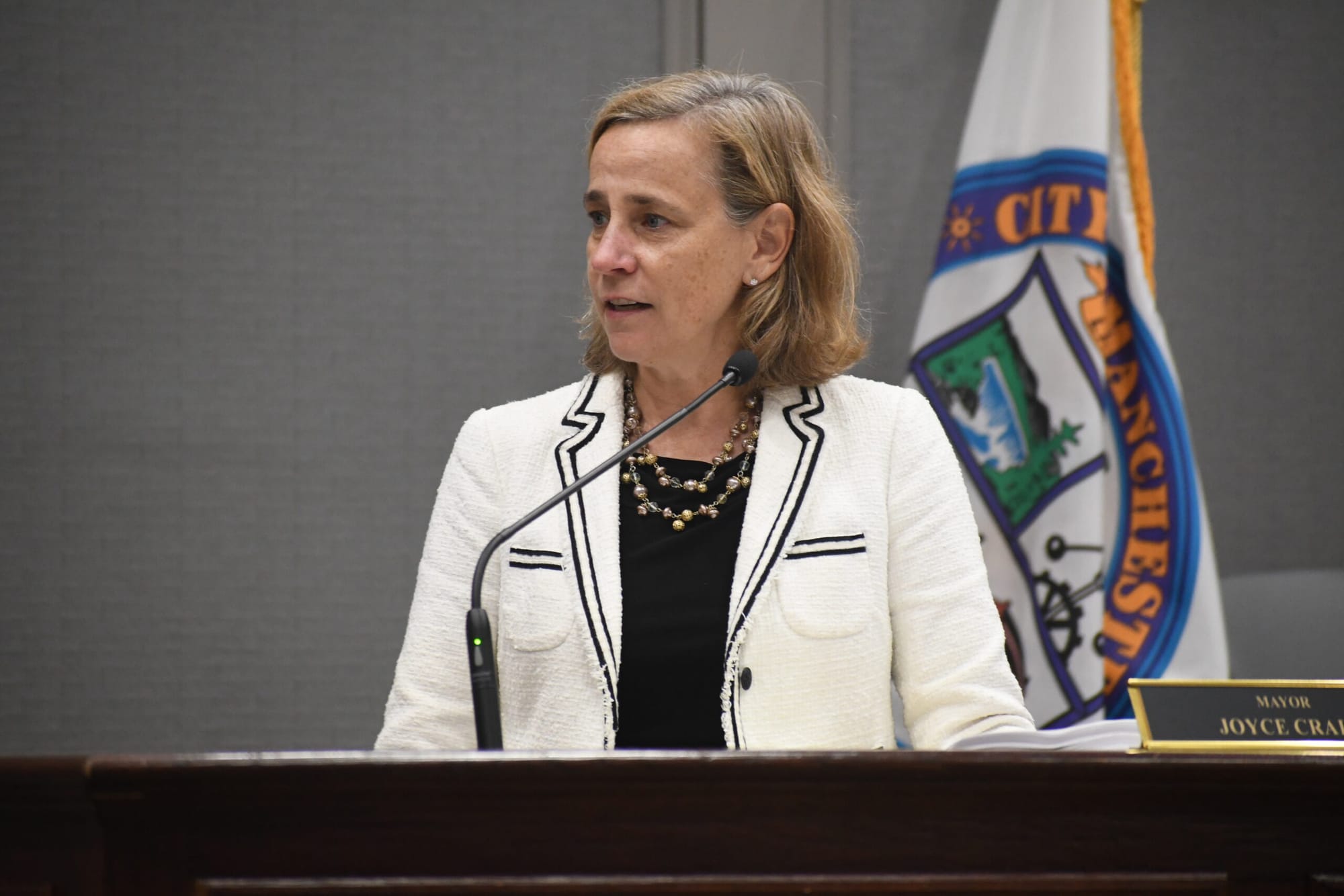 Craig to school committee: We don’t need to raise school lunch prices