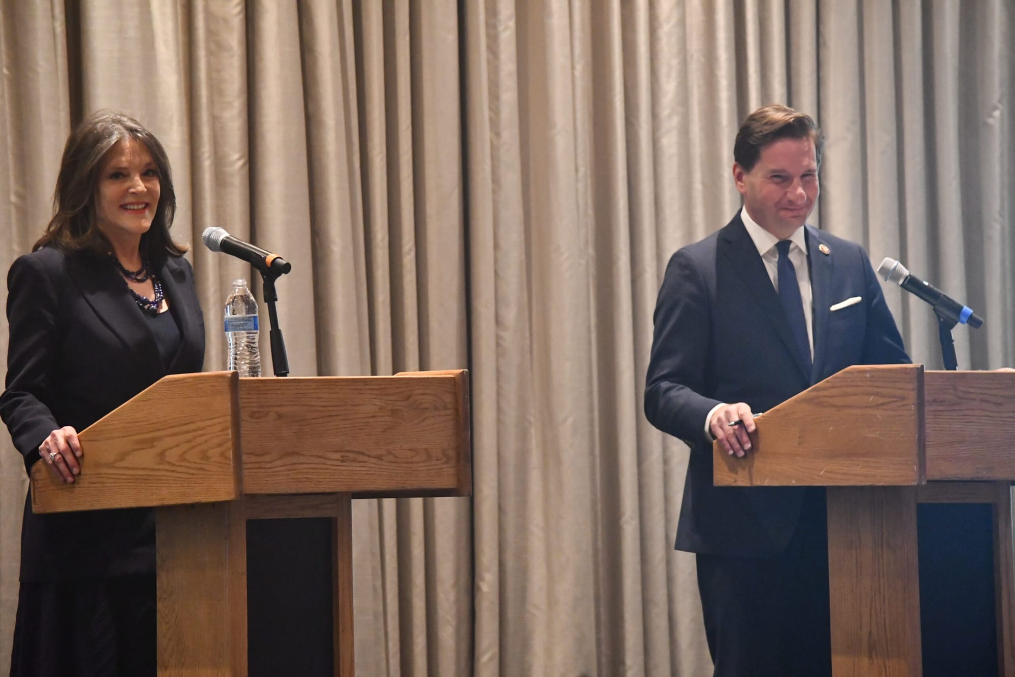 Williamson and Phillips make their cases at Democratic candidate debate