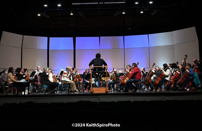Symphony NH in rehearsal photo by Keith Spiro