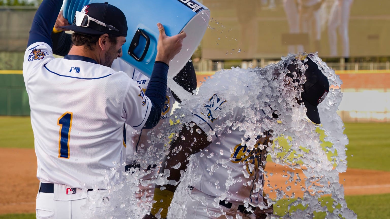 Brown Walks Off Rain-Soaked Saturday