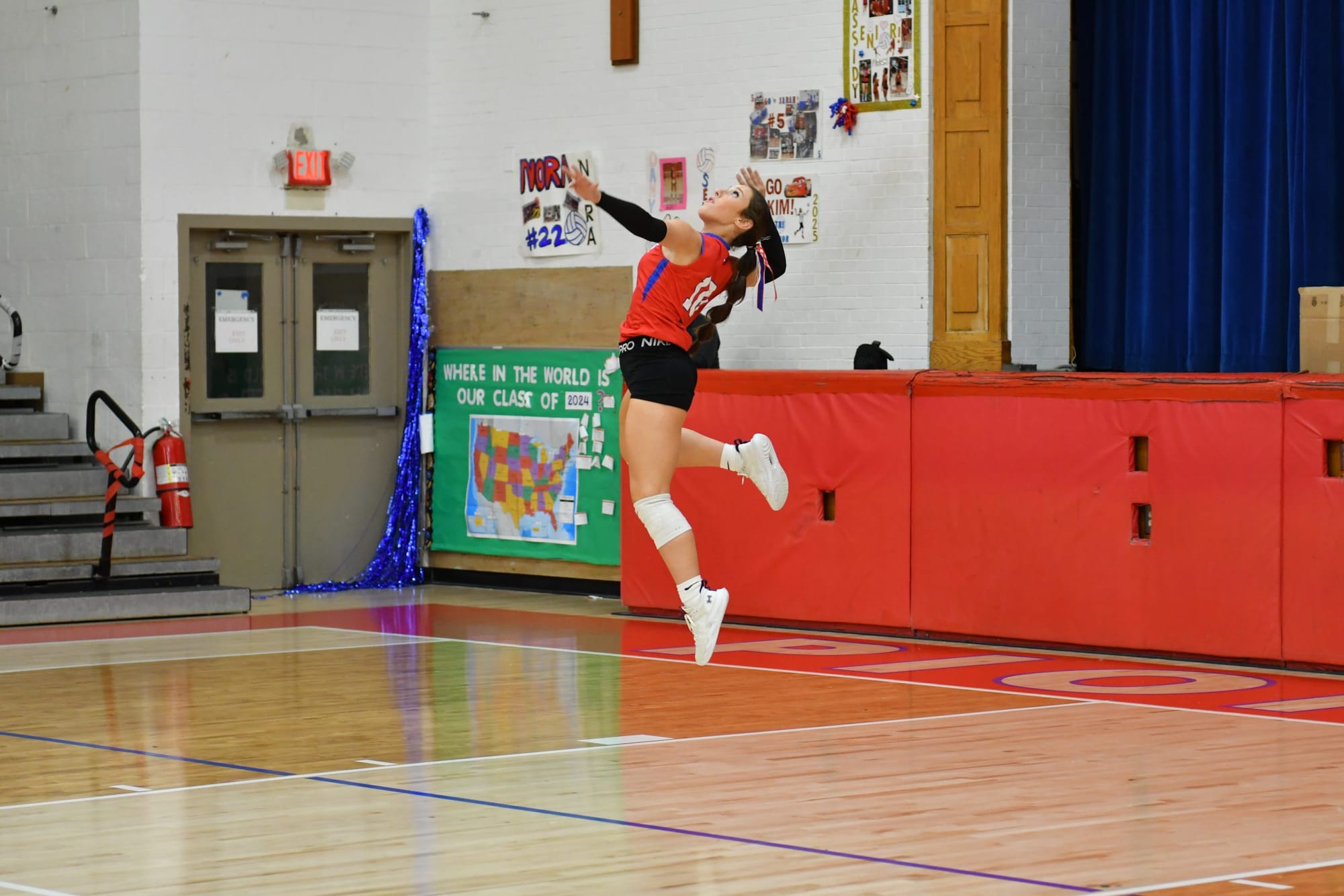 Trinity runs win streak to nine with 3-0 sweep of Raymond