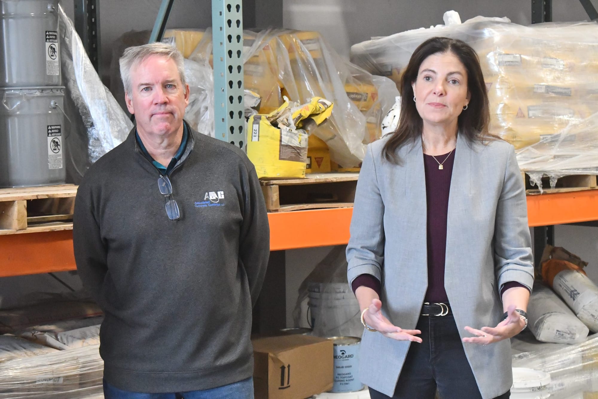 Ayotte makes Manchester stop to emphasize small business support