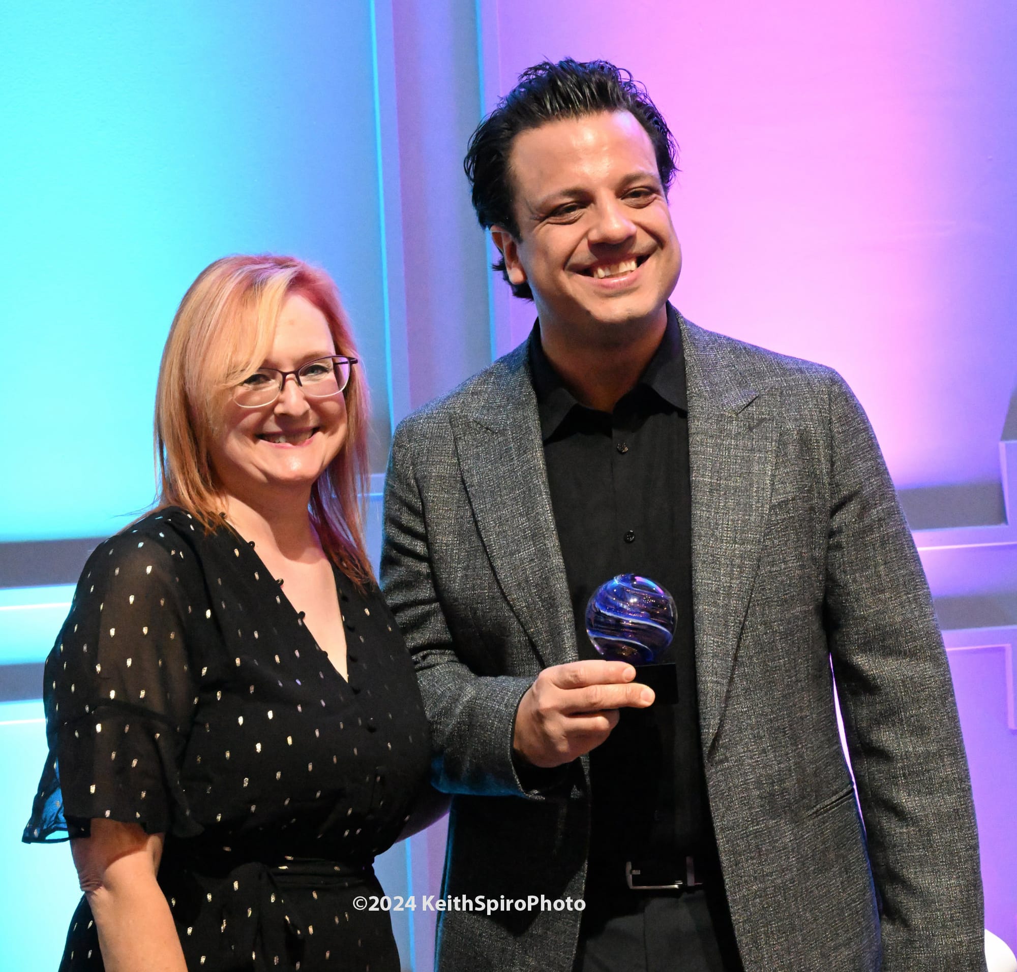 image of Kalia receiving award after which he spoke about Beethoven's 3rd and the rest of the upcoming season.
