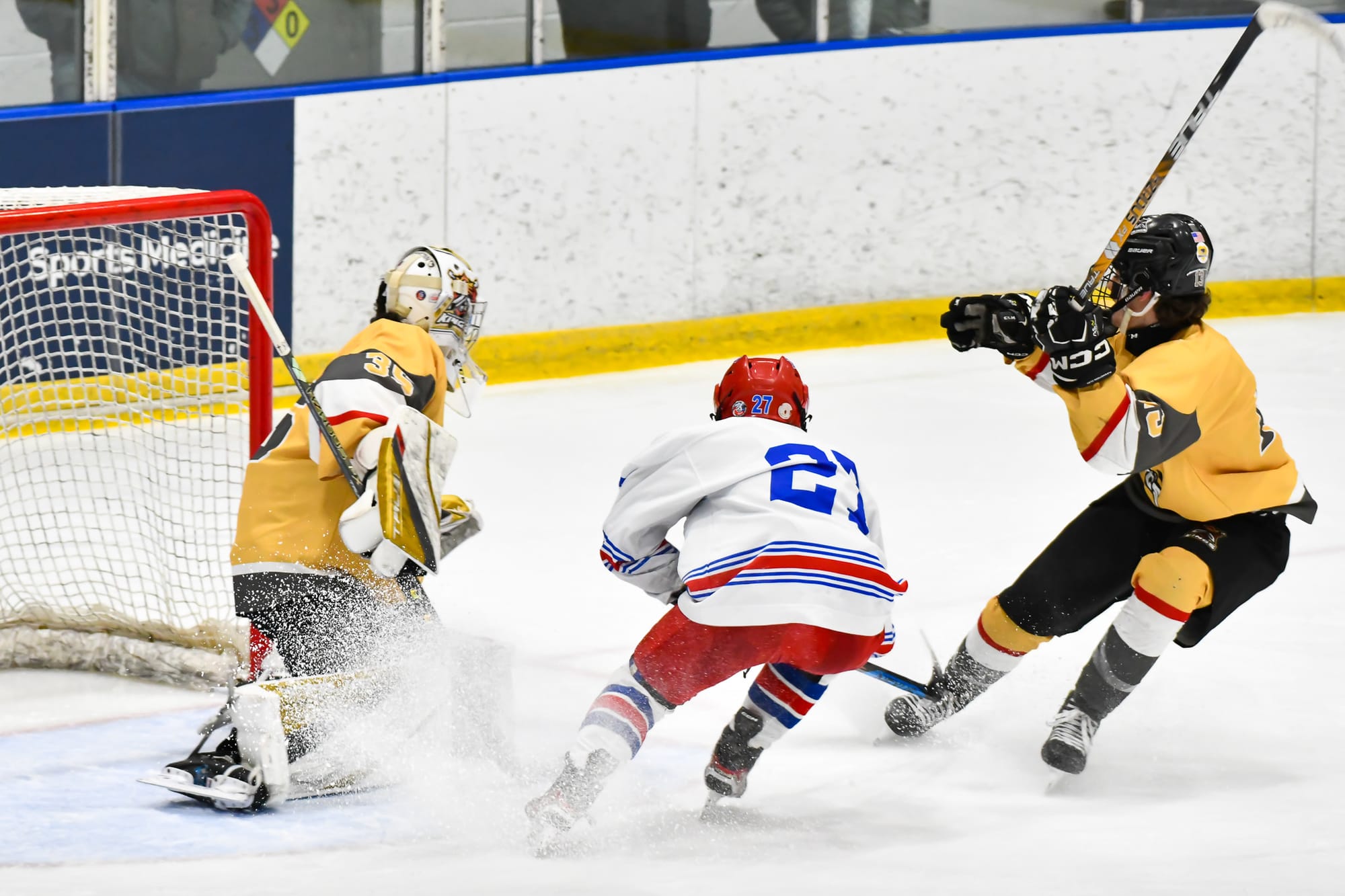 After wild 2nd period, Kings skate away from Pioneers in city battle
