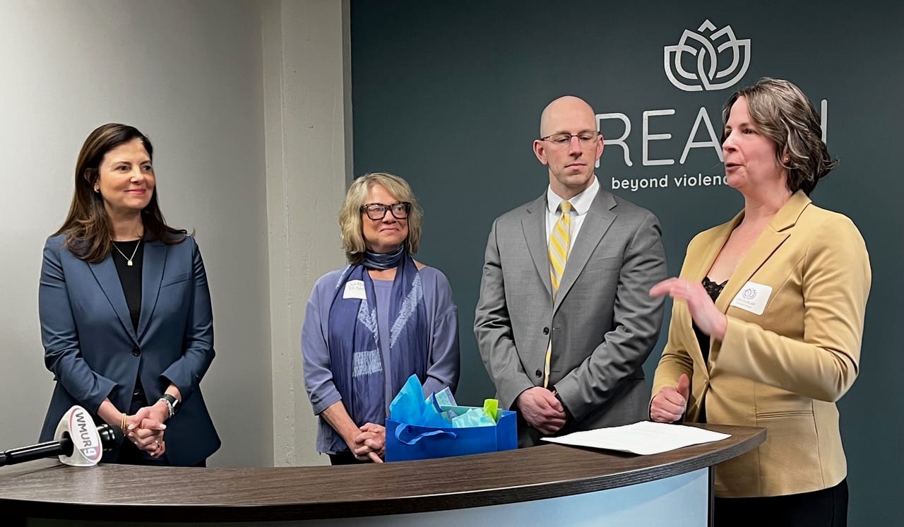 Mayor, governor attend launch of REACH, providing crisis services for domestic & sexual violence