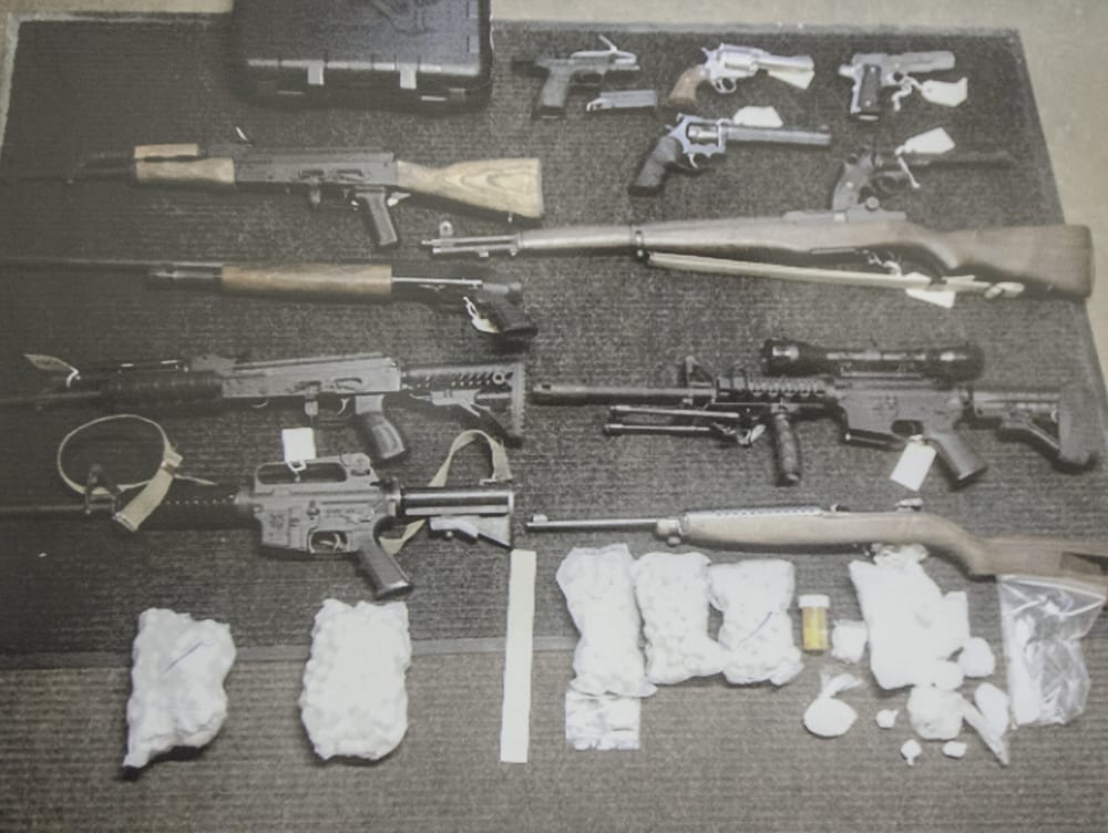 Huge drug bust nets 3.5 kilos of heroin, cocaine, painkillers guns post image
