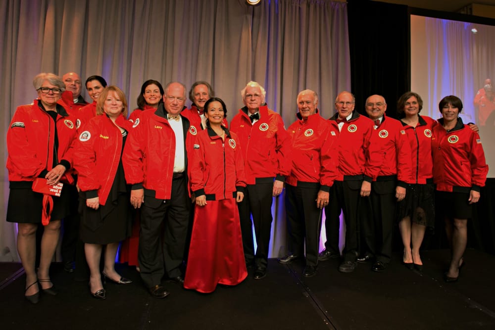 Shining a light on good work of City Year during ‘Starry Starry Night’ gala post image