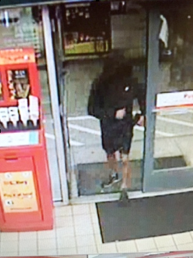 Armed robber points gun at Hanover Street Shell station clerk post image