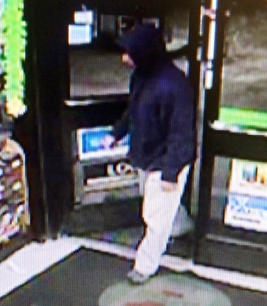 Robber gets away with cash from Webster Street 7-Eleven post image