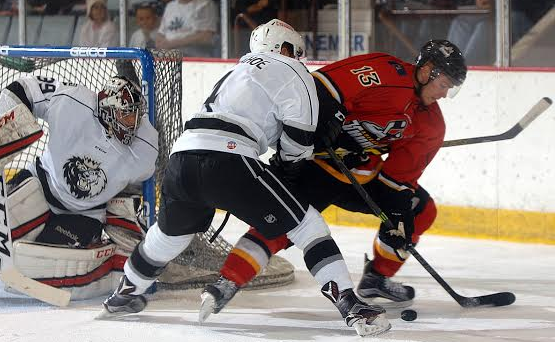 And… they’re off!  Monarchs Silence Thunder 5-4 in Overtime post image