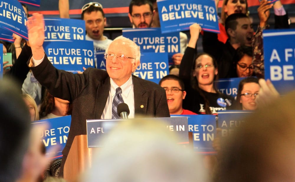 Sanders to swing through NH with a stop at SNHU post image
