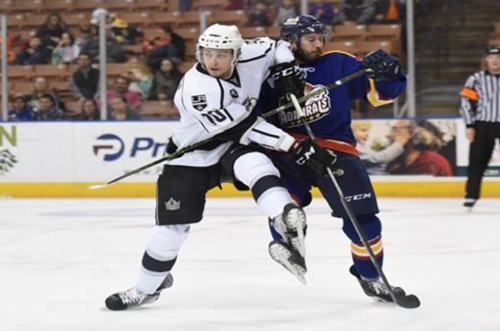 Monarchs fall to Admirals, 5-4, in shootout post image