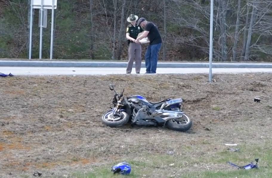 Motorcyclist dead at the scene following I-93 crash near Welcome Center post image