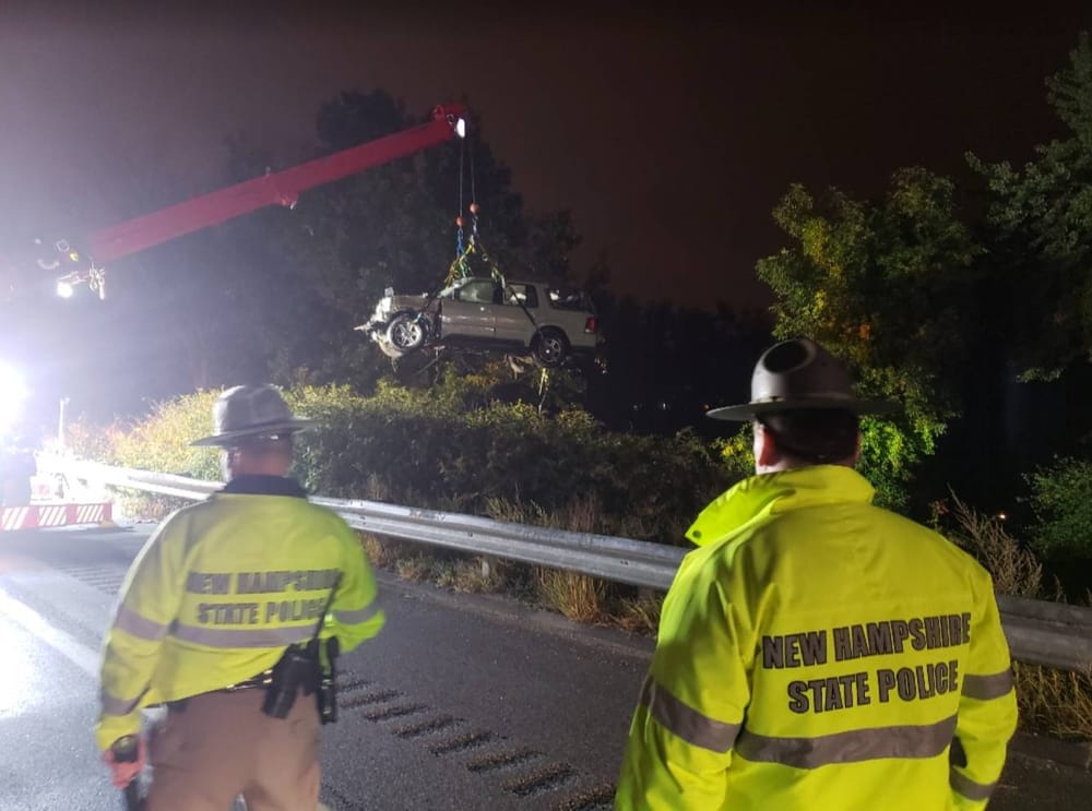 Concord: Woman pulled from SUV after crashing into the Merrimack river post image