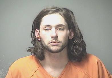 Repeat offender charged with robbing 7-Eleven at knifepoint post image