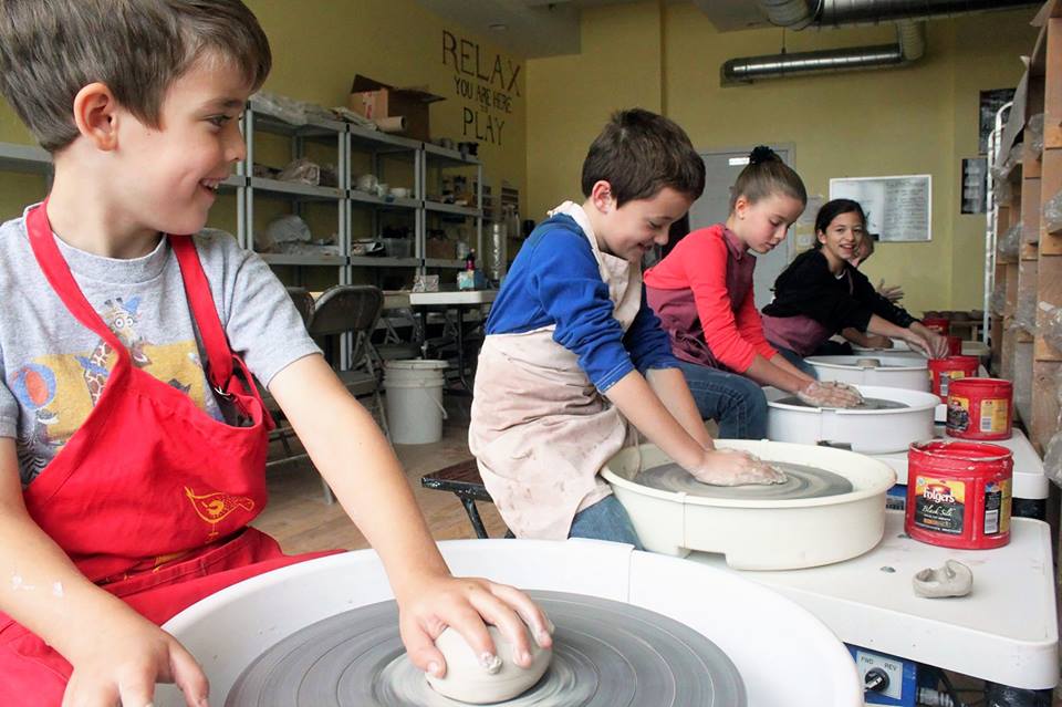 Sign up: February Vacation Family Clay Workshops at Studio 550  post image