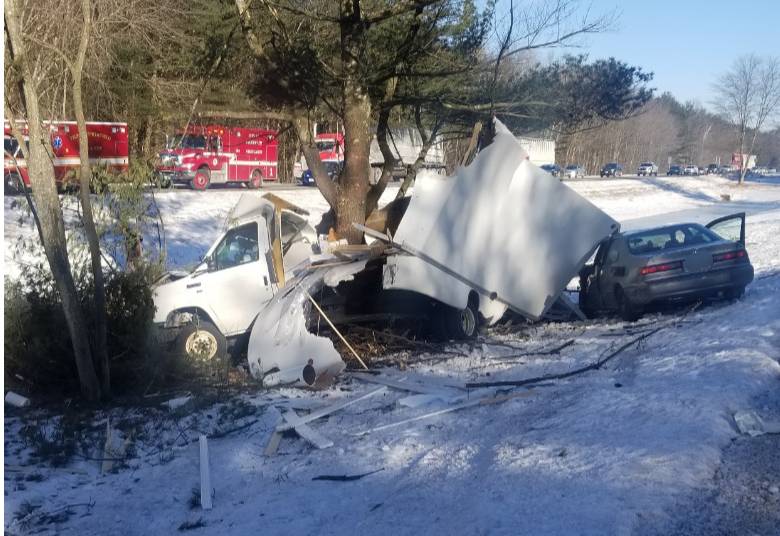 Manchester box truck driver injured in I-93 crash post image