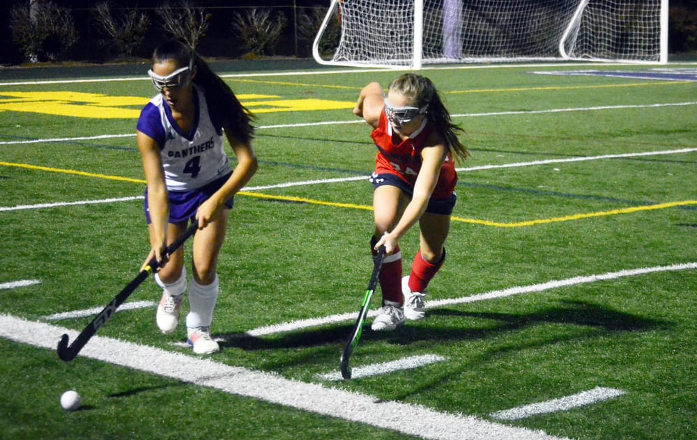 Memorial field hockey wins again, this time in Nashua post image