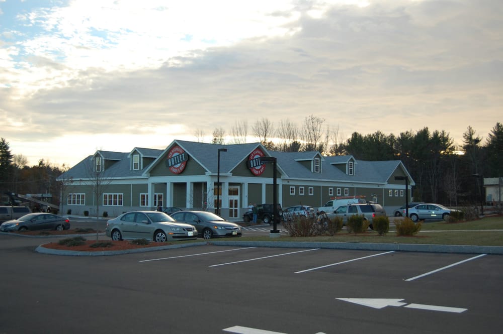 NH liquor store workers get temporary 10 percent pay hike due to COVID-19 post image