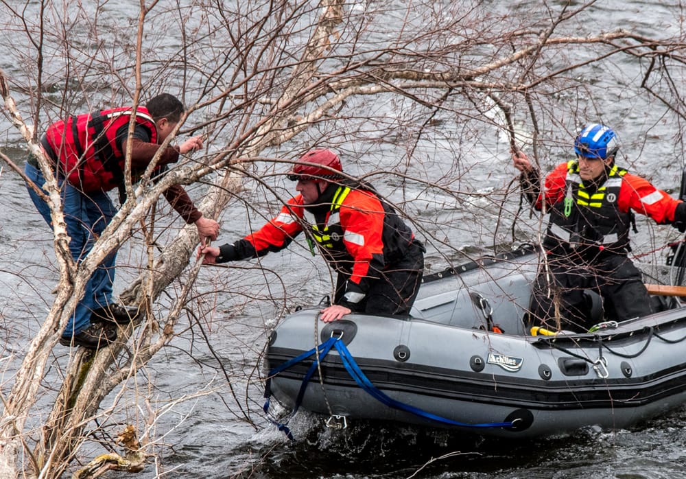 Brothers rescued after falling into the Merrimack River while kayaking post image