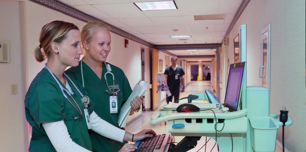 Manchester Community College/DHHS pilot program targets SNAP participants for workforce training post image