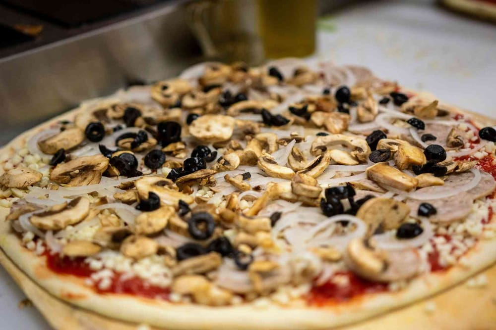 Pizza Madness, preliminary round: How many places sell pizza in Manchester? post image