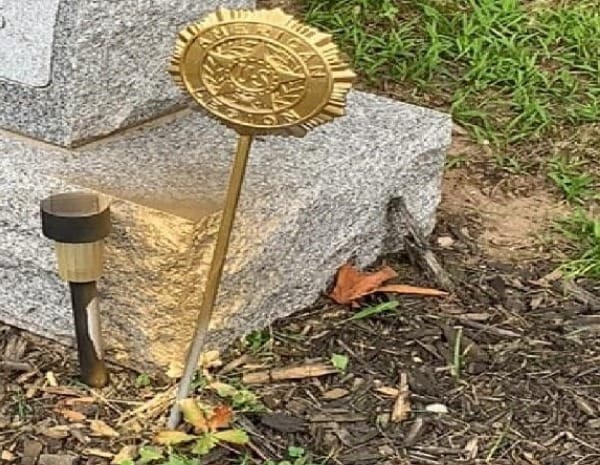 Good intentions, bad idea: Derry Police seek person who ‘touched up’ grave markers with gold paint post image