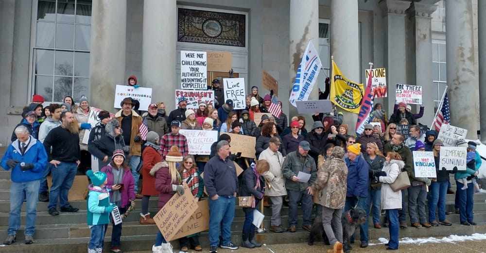 Legislators and citizens against COVID-19 Emergency Actions gather, sign declaration post image