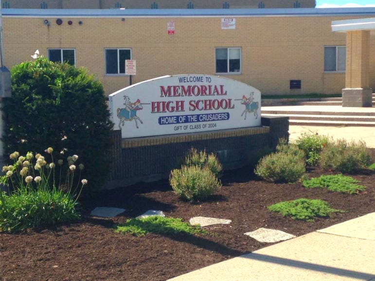 Teenager arrested following gun incident outside Memorial High School post image