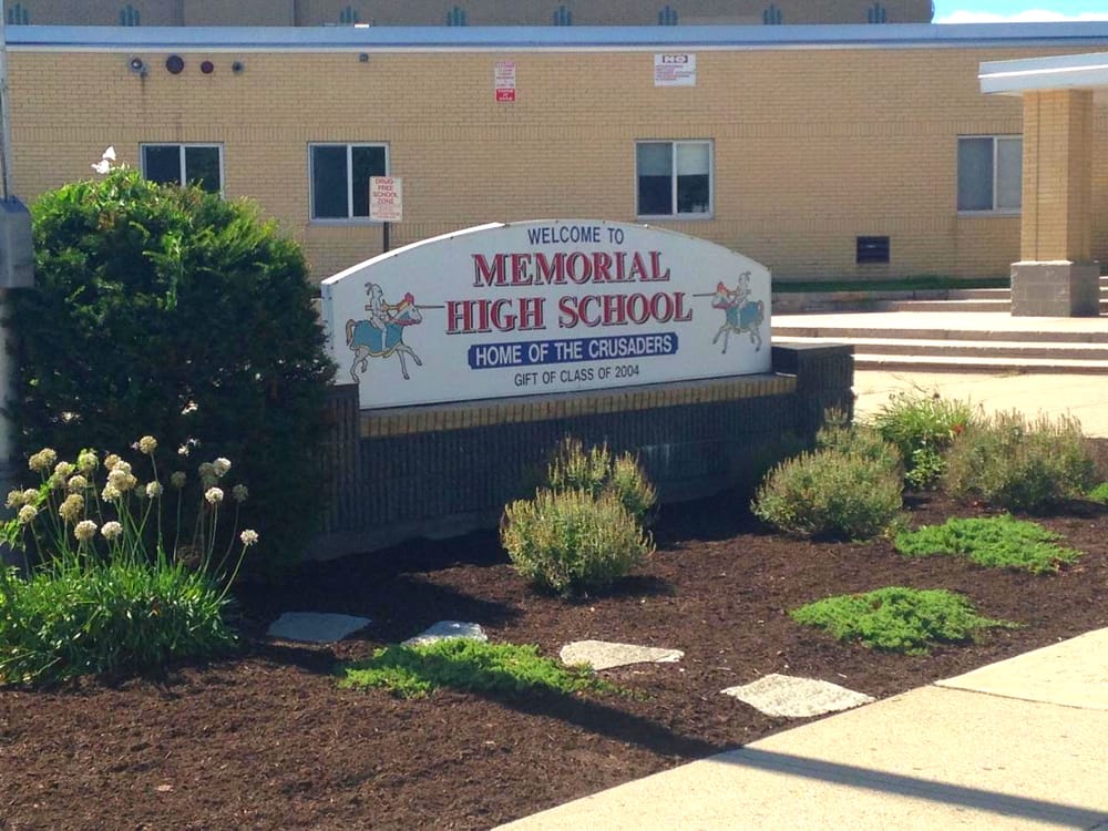 Memorial High School Q2 Honor Roll announced post image