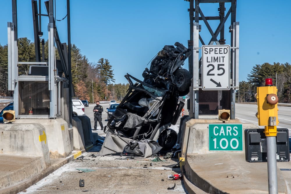 Manchester man killed in single-vehicle crash at Bedford tolls post image