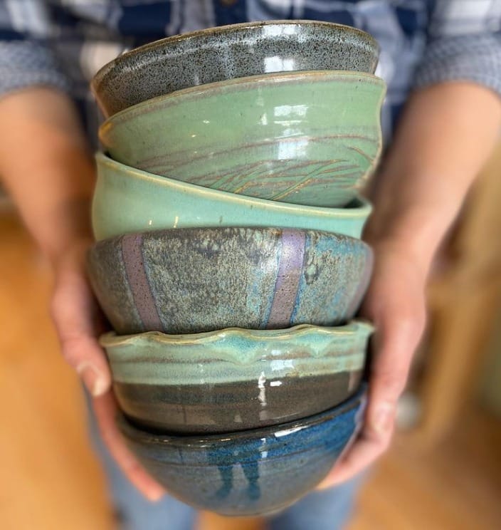 May 3-8: Spring Cleaning Sale and community fundraiser at Studio 550 Art Center  post image