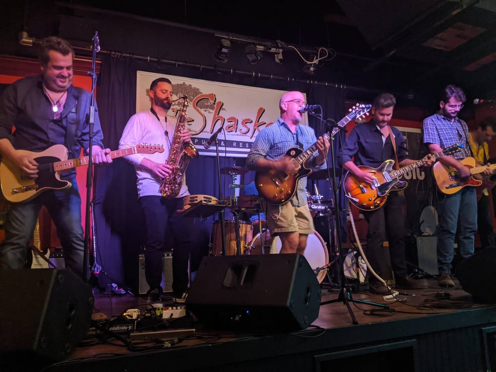 Musicians kick off summer in Manchester at the Shaskeen with The Boss post image