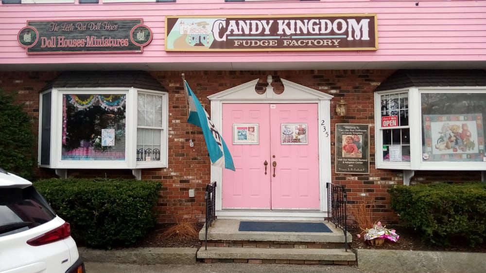 Candy Kingdom, no more: Owners to retire after 29 years in business post image