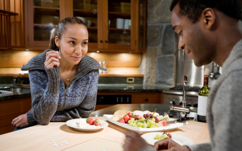 10 Realistic tips to cut expenses, increase income post image