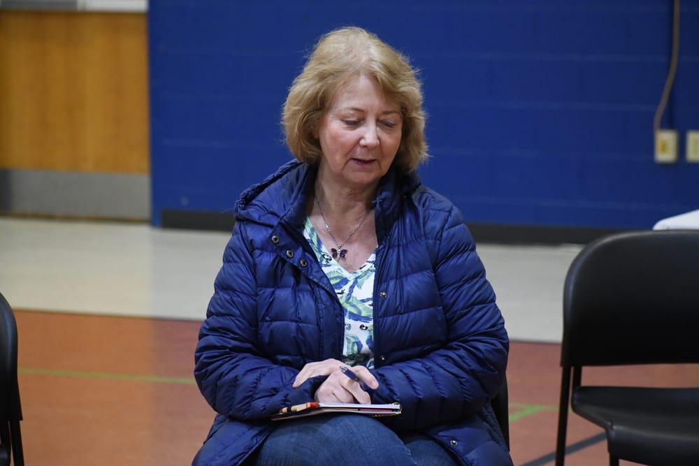 Only one neighbor shows up for Hallsville School meeting post image