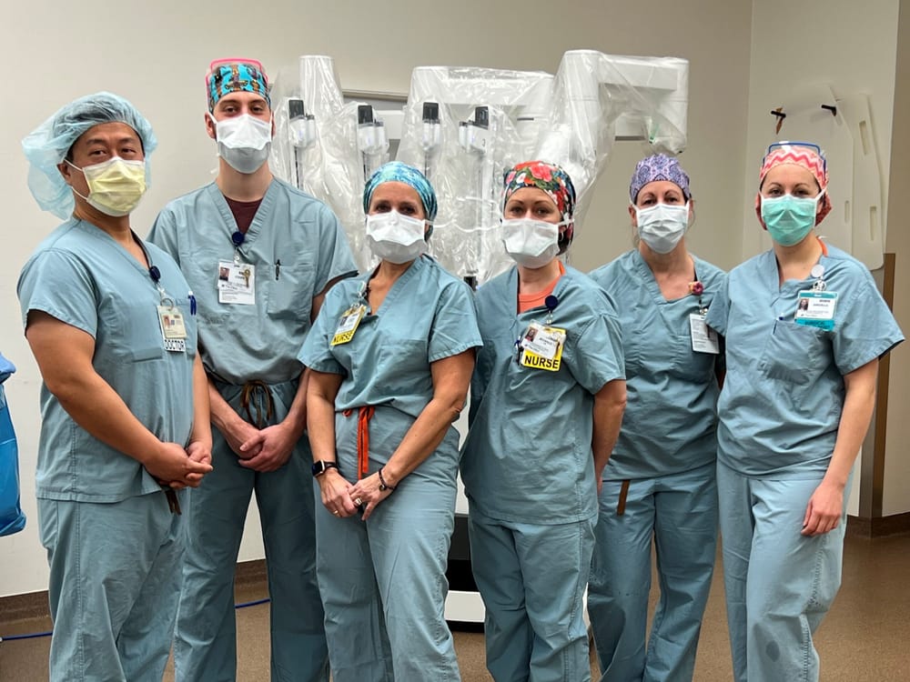 Elliot introduces da Vinci robotic-assisted technology at its 1-Day Surgery Center post image